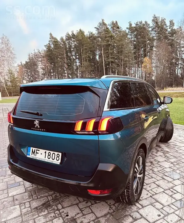 Peugeot 5008 2019 photo 3