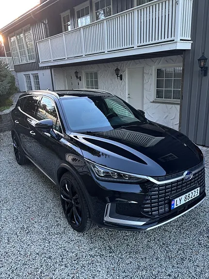 BYD Tang 2022 photo 4