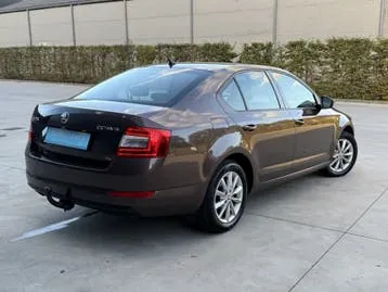 Skoda Octavia 2014 photo 2