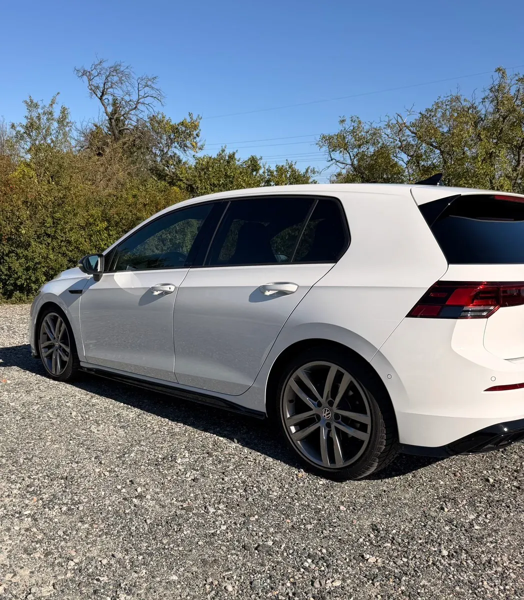 Volkswagen Golf 2024 photo 3