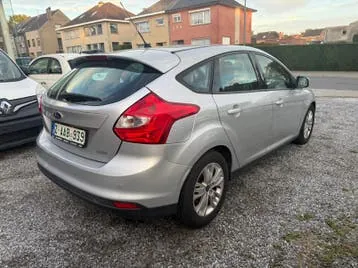 Ford Focus 2014 photo 2