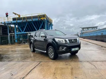Nissan Navara photo 2