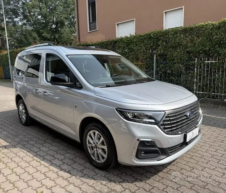 Ford Tourneo Connect 2024 photo 3