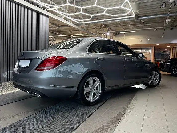 Mercedes-Benz C180 2014 photo 3