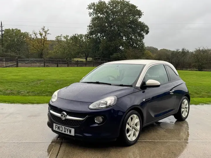 Vauxhall Adam 2013 photo 2