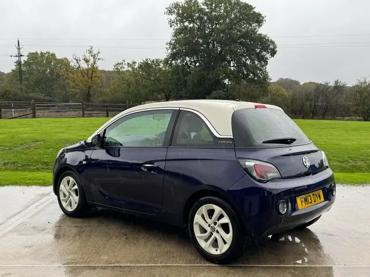Vauxhall Adam 2013 photo 3
