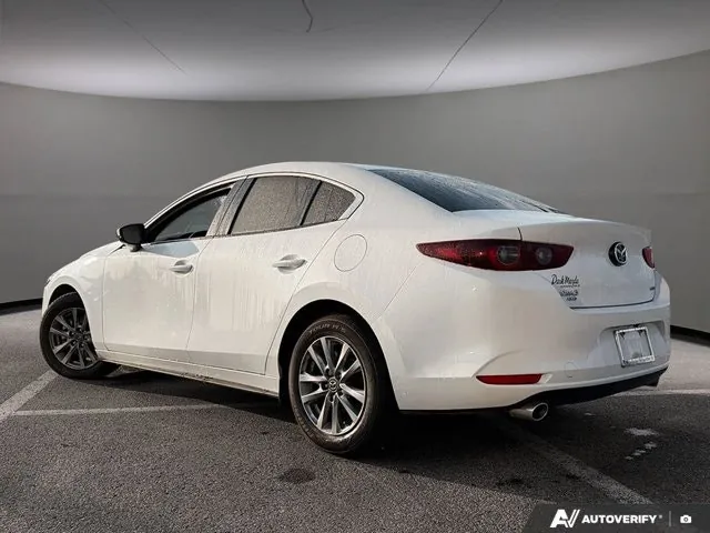 Mazda Mazda3 2023 photo 5