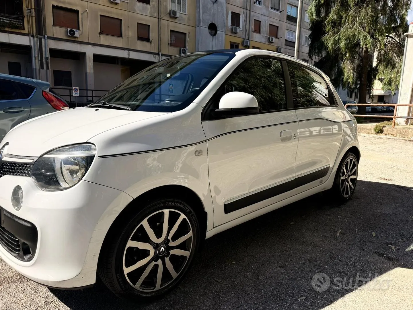 Renault Twingo 2015 photo 2