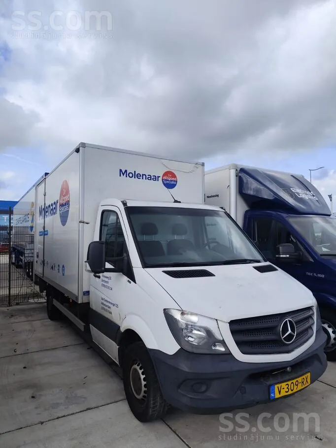 Mercedes-Benz Sprinter