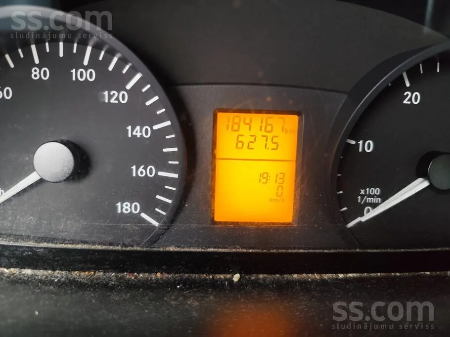 Mercedes-Benz Sprinter 2018 photo 2