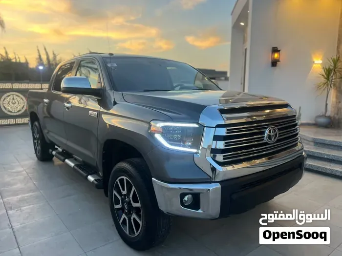 Toyota Tundra 2015 photo 2