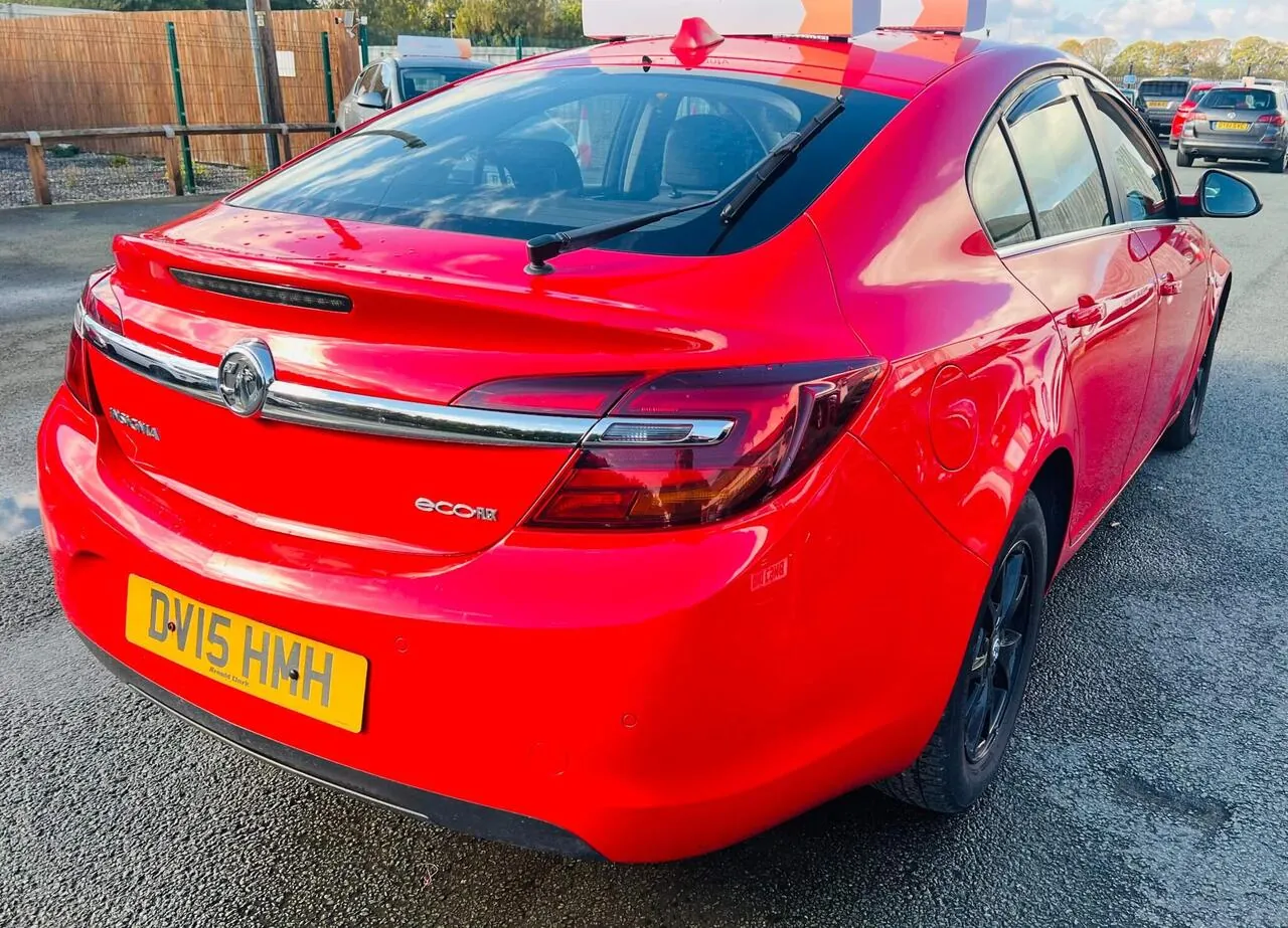 Vauxhall Insignia 2015 photo 4