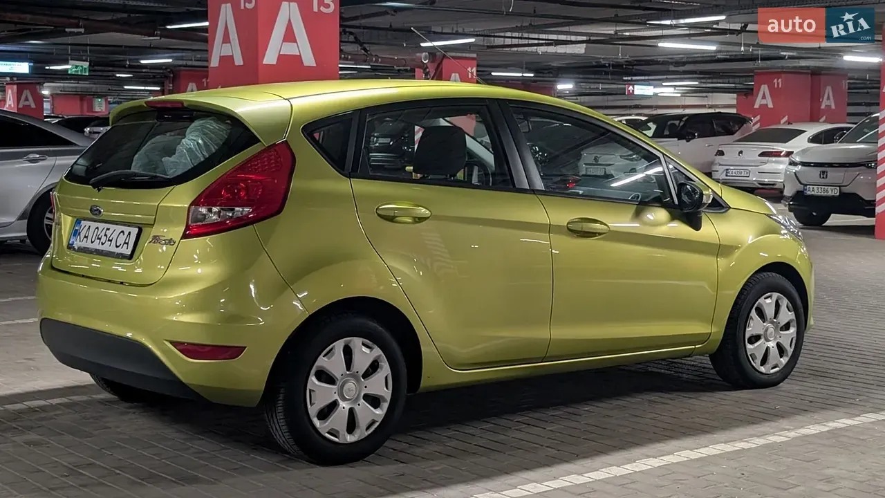 Ford Fiesta 2011 photo 4
