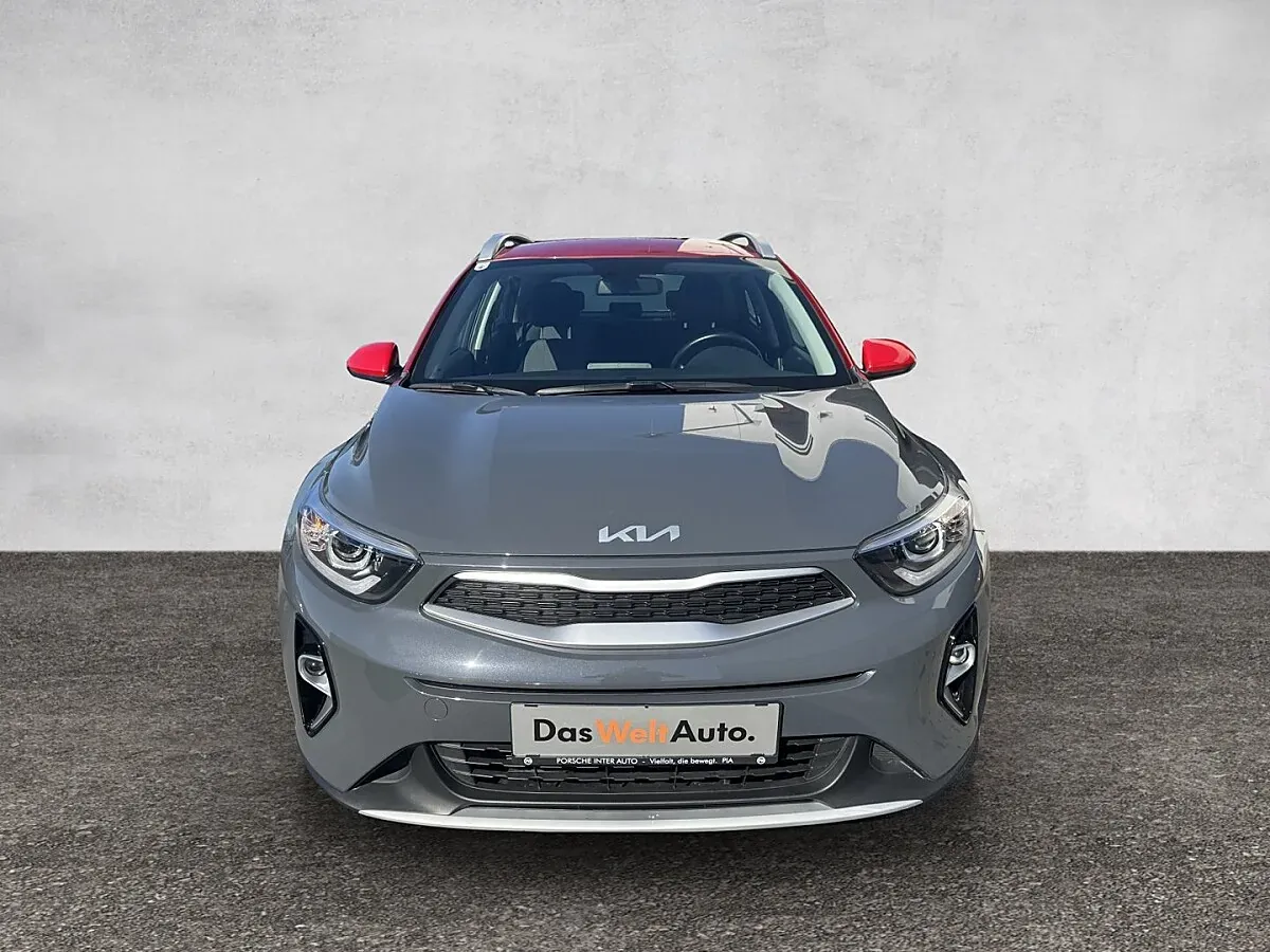 Kia Stonic 2022 photo 2
