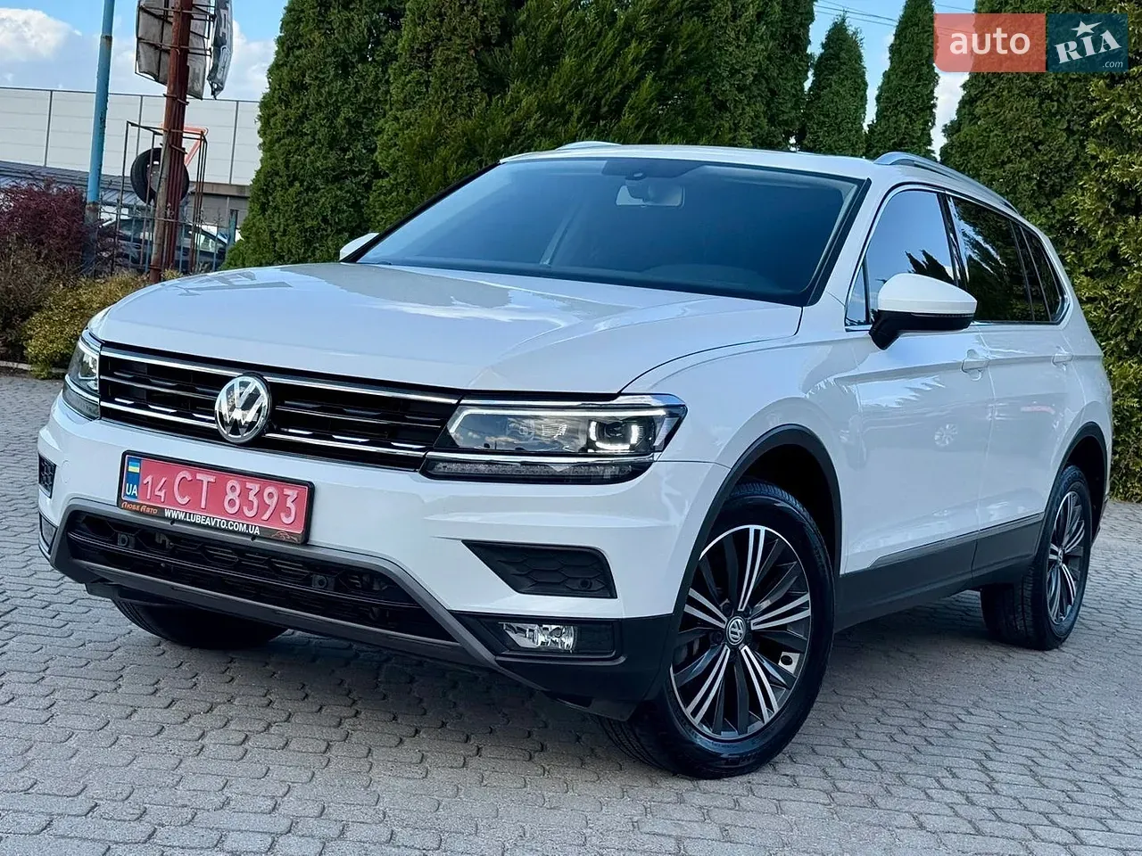 Volkswagen Tiguan 2019 photo 2