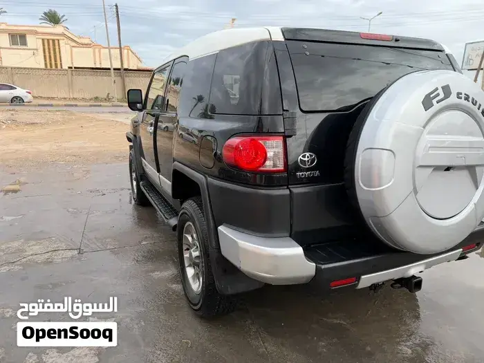 Toyota Fj 2008 photo 2