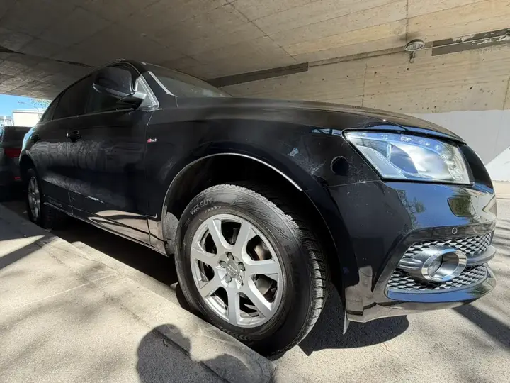 Audi Q5 2009 photo 3