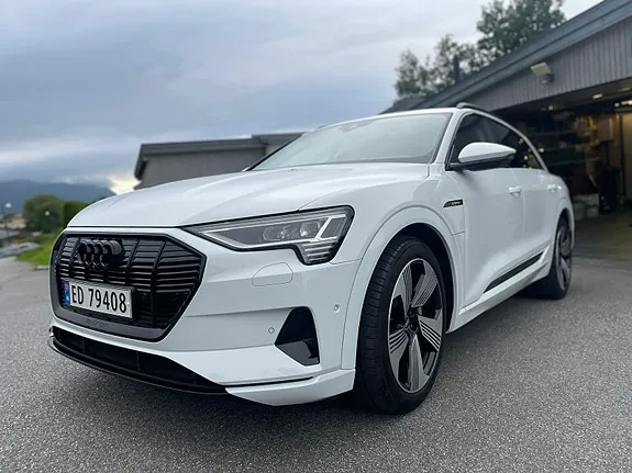 Audi E-Tron 2022 photo 5