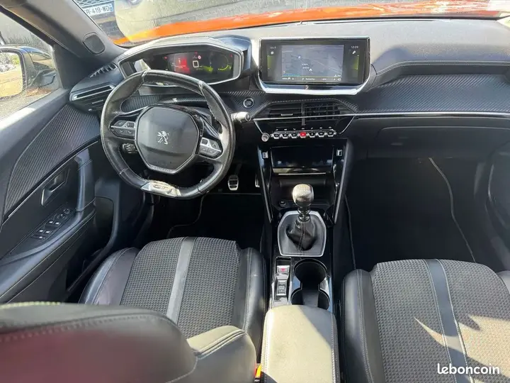 Peugeot 2008 2020 photo 5