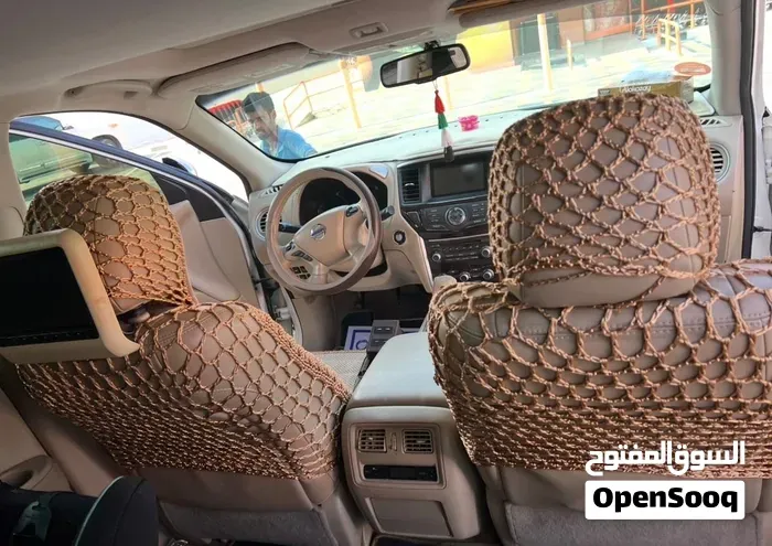 Nissan Pathfinder 2014 photo 2