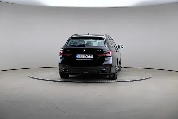 BMW 530E 2023 photo 5