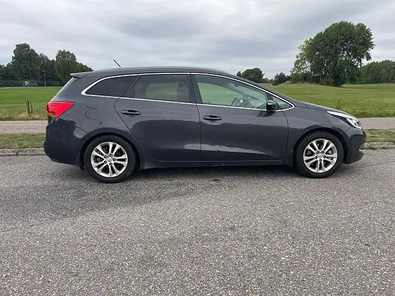 Kia Ceed 2013 photo 3