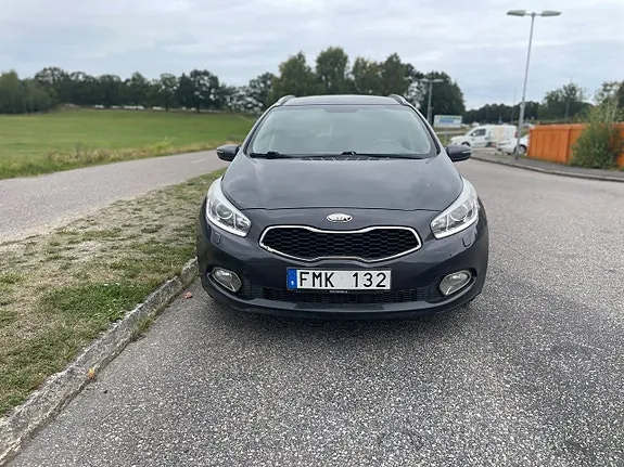 Kia Ceed 2013 photo 4