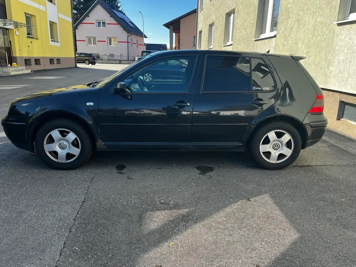 Volkswagen Golf 2000 photo 2