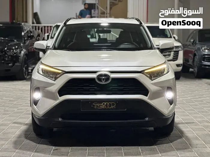 Toyota Rav 4 2021 photo 2
