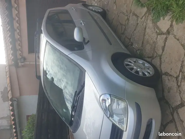 Renault Modus 2007 photo 2