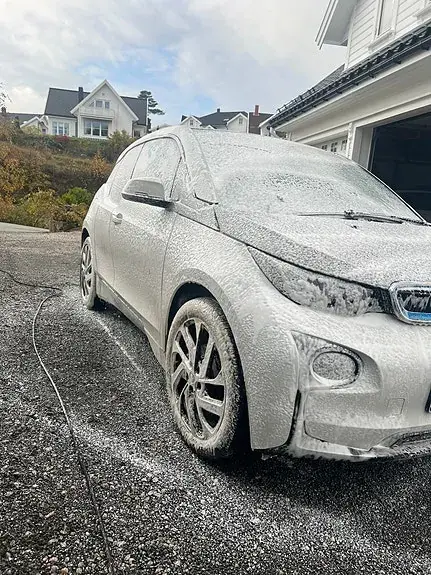 BMW I3