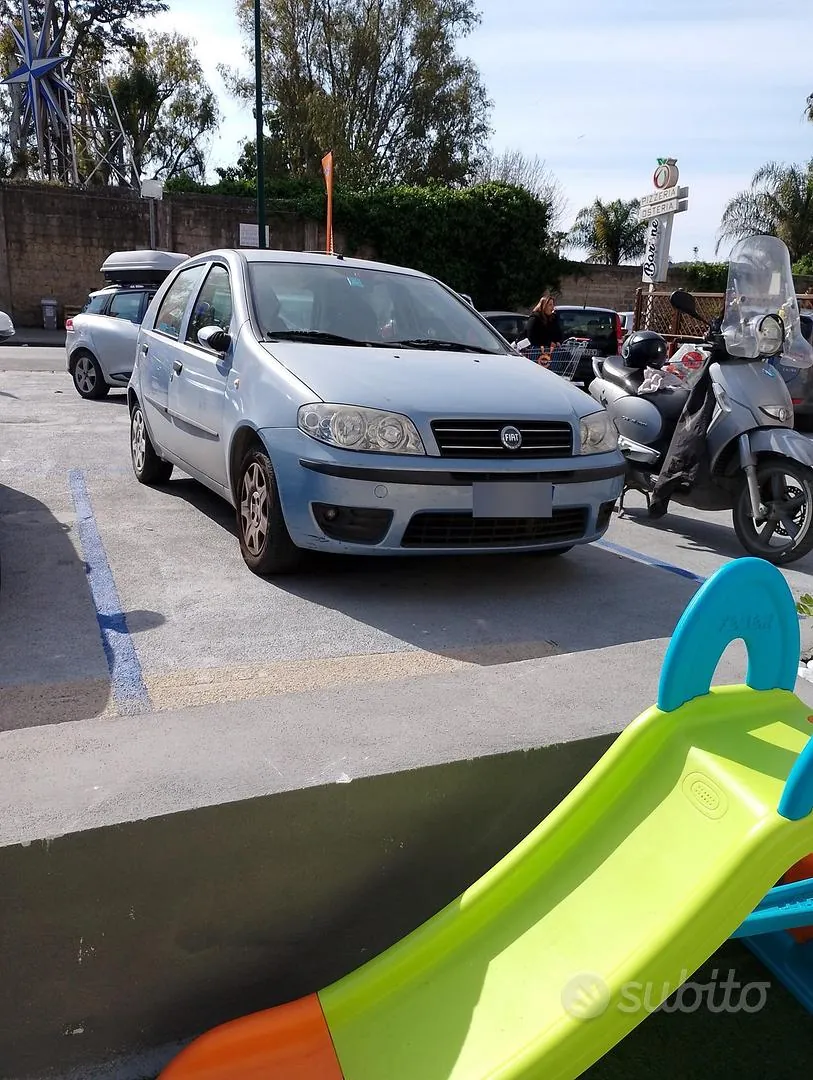 Fiat Punto 2006 photo 2
