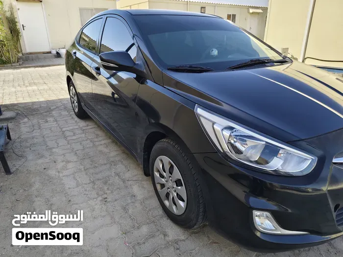 Hyundai Accent 2017 photo 2