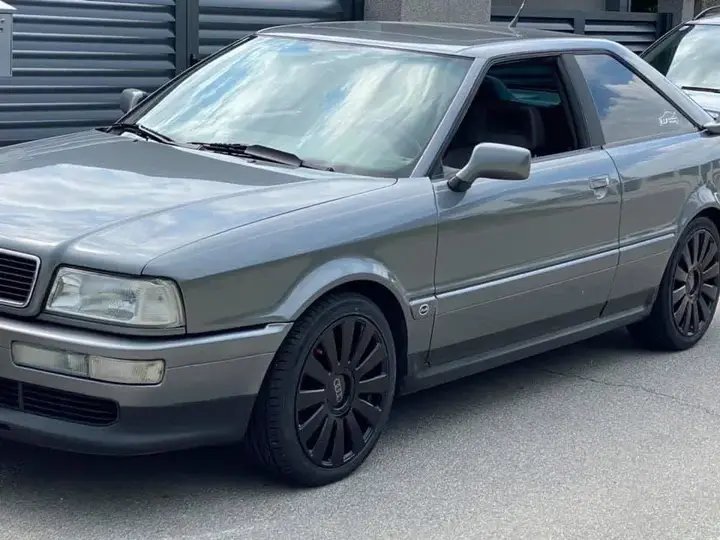 Audi 80