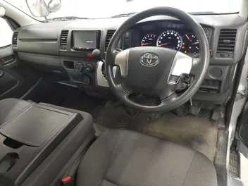 Toyota Hiace 2020 photo 5
