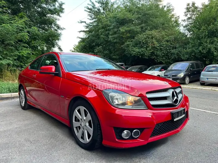 Mercedes-Benz C 220 2012 photo 5
