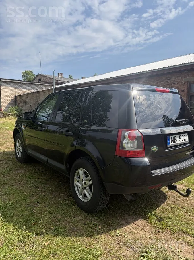 Land Rover Freelander 2008 photo 3
