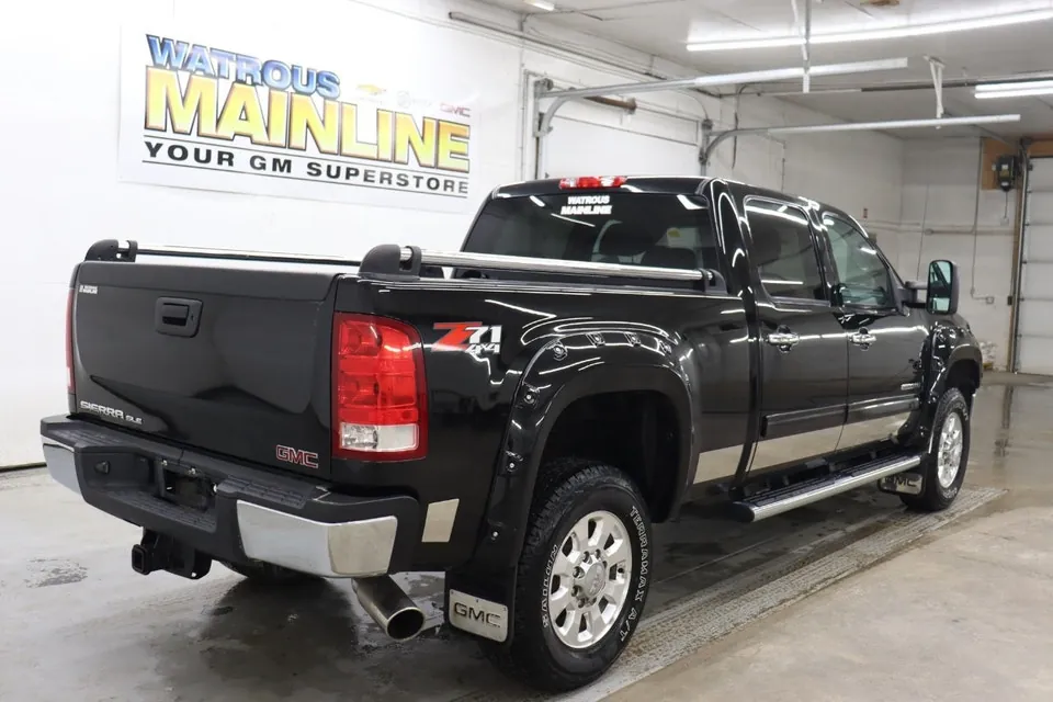 GMC Sierra 2500 2012 photo 4