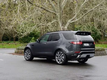 Land Rover Discovery 2021 photo 4