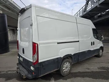 Iveco Daily 2016 photo 3