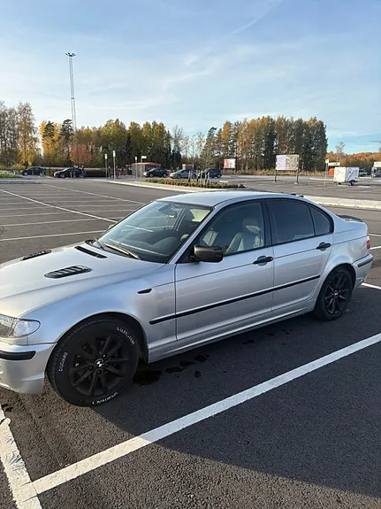 BMW 316I 2004 photo 3
