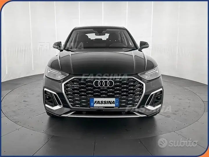 Audi Q5 2023 photo 2