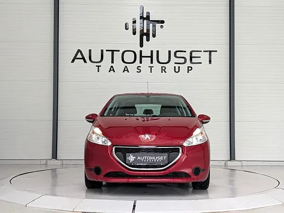 Peugeot 208 2014 photo 4