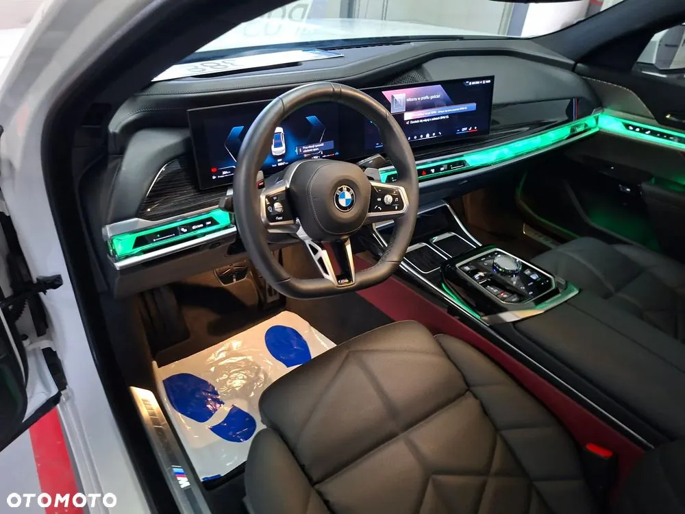 BMW Seria 7 2025 photo 4