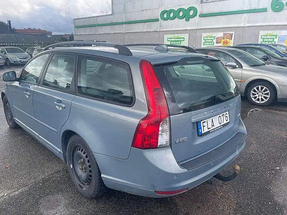 Volvo V50 2010 photo 3