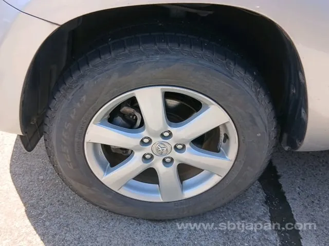 Toyota Vanguard 2010 photo 5