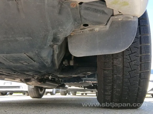 Toyota Vanguard 2010 photo 4