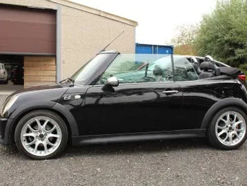 Mini Cabrio 2005 photo 3