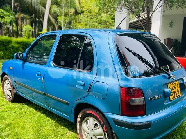 Nissan March 2000 photo 3