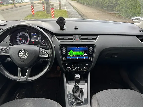 Skoda Octavia 2020 photo 2